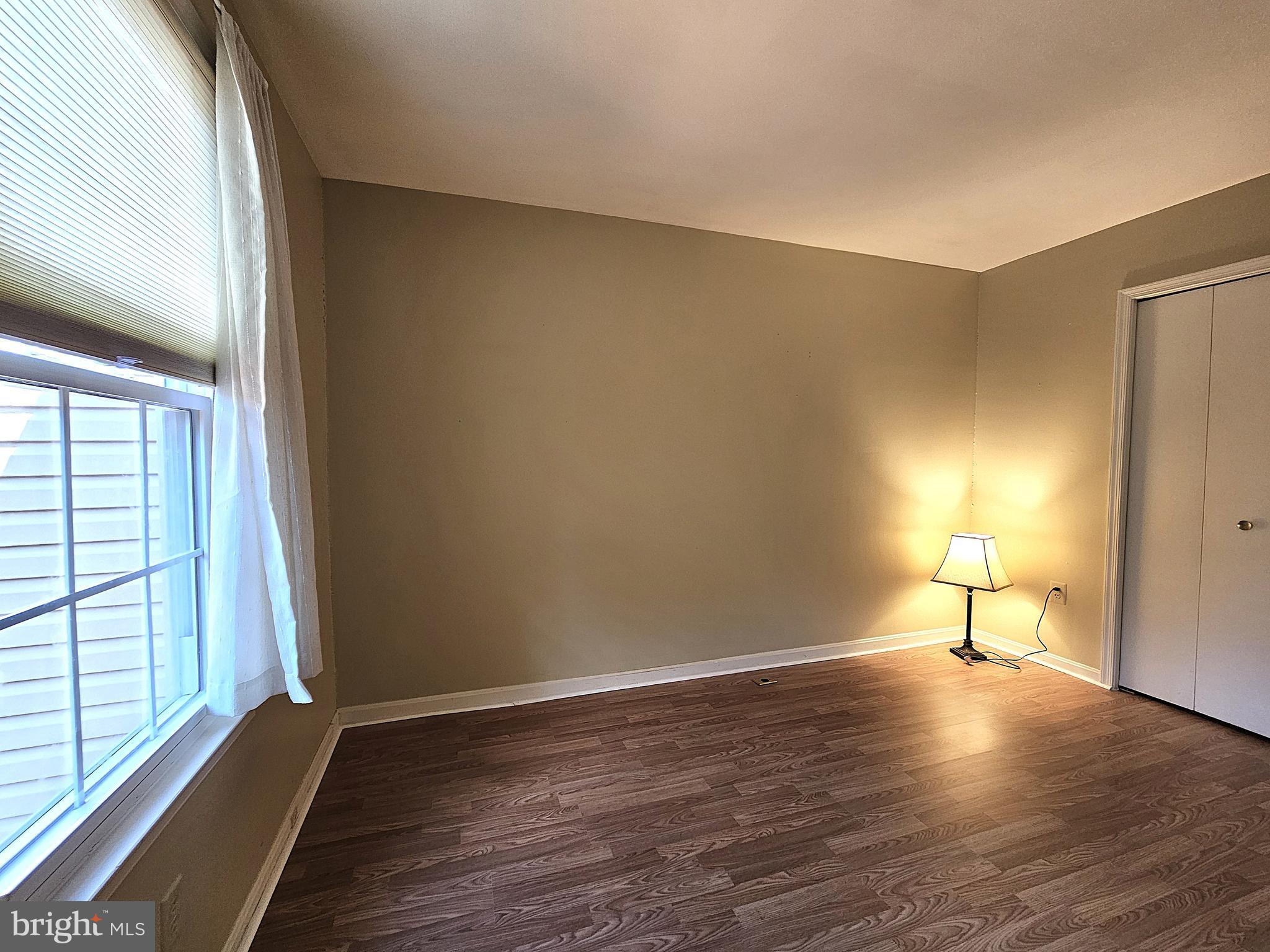 KINGS PARK WEST - Residential Lease