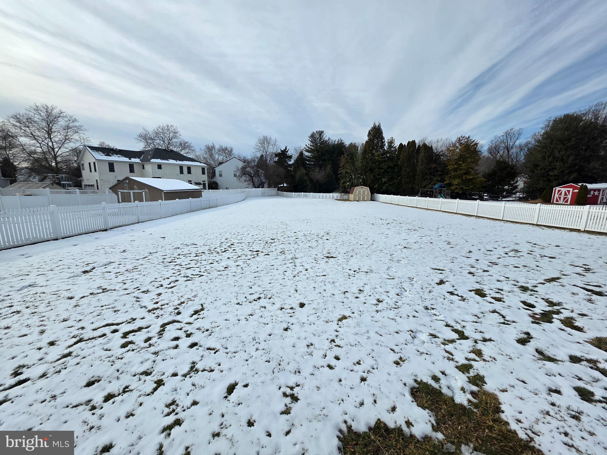 SILVER LAKE AT NEW - Residential