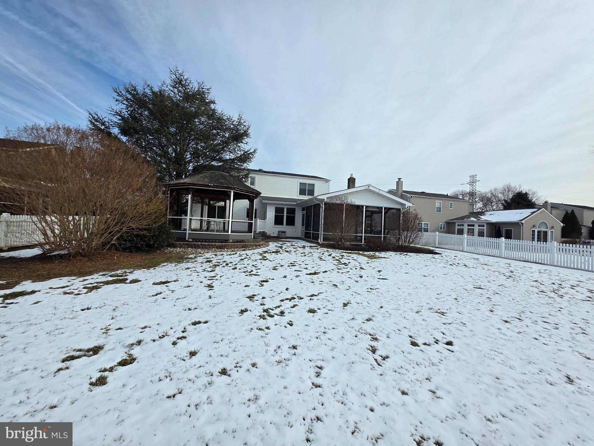 SILVER LAKE AT NEW - Residential