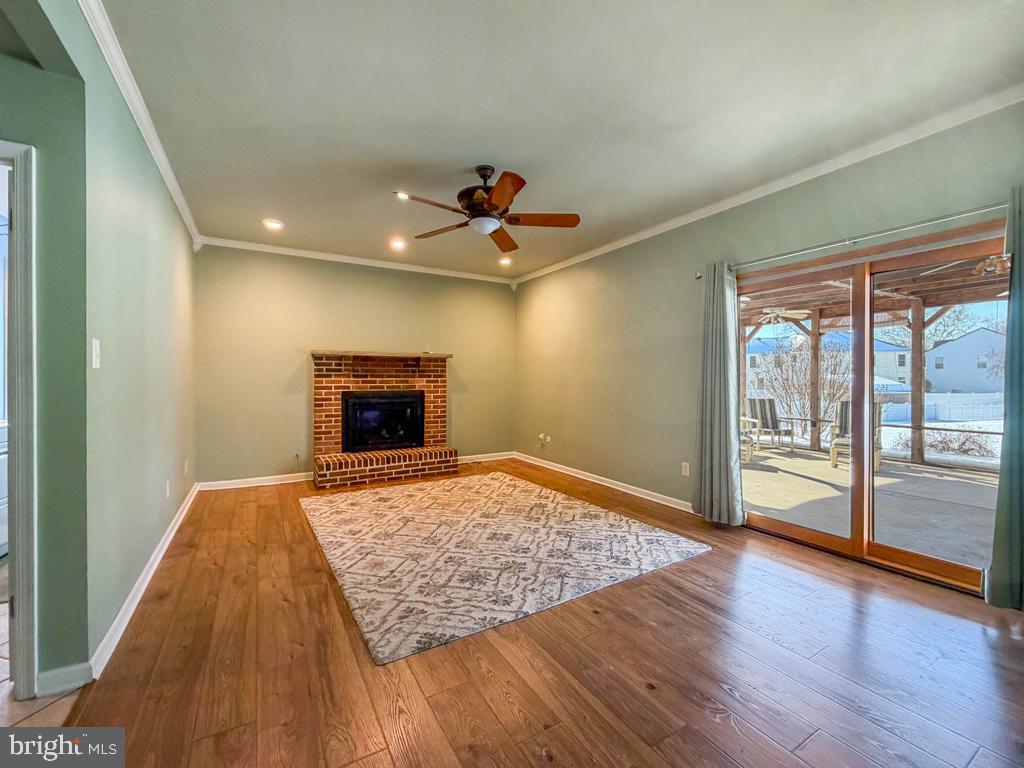 SILVER LAKE AT NEW - Residential