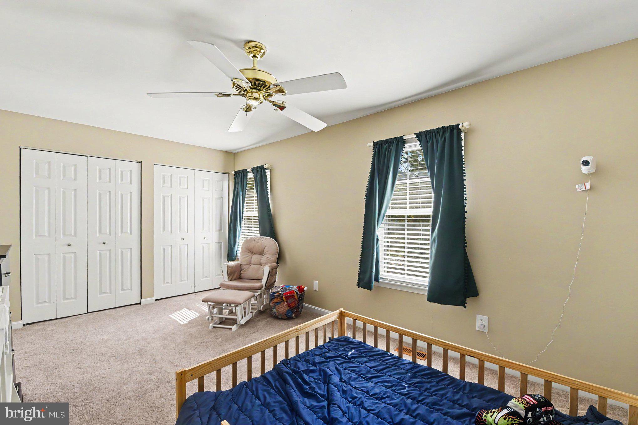 VILLAGE OF THOMAS RUN - Residential