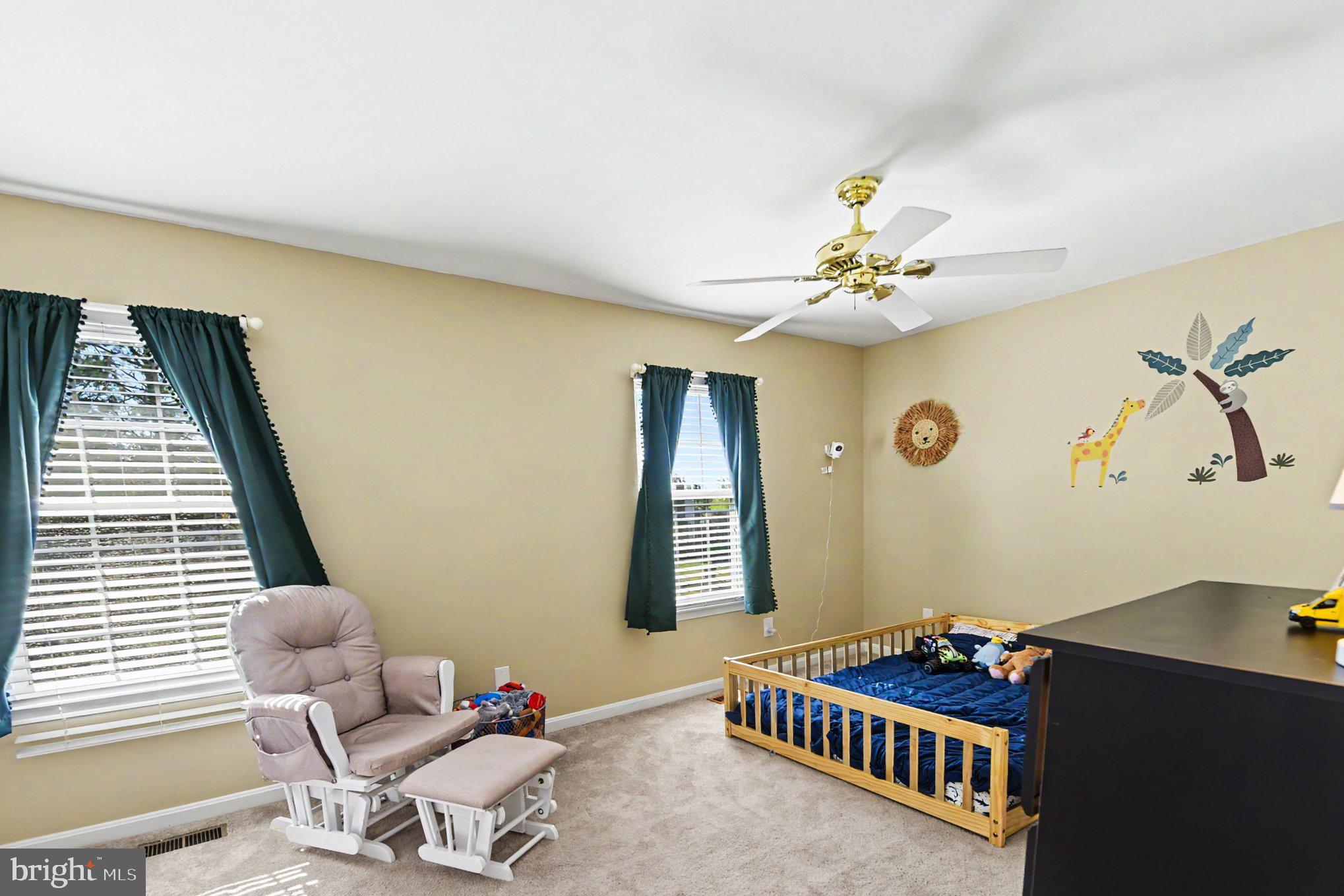 VILLAGE OF THOMAS RUN - Residential