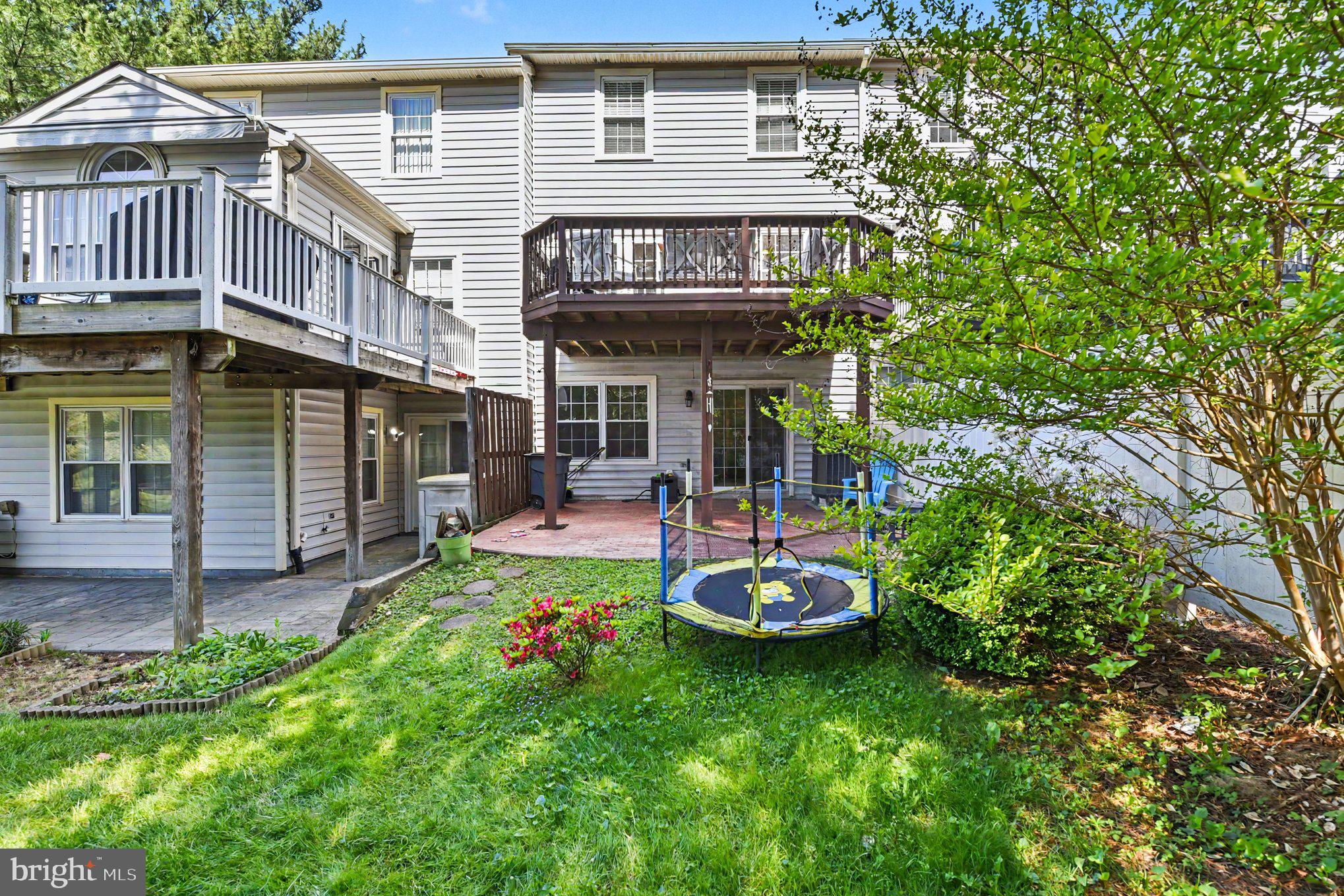 VILLAGE OF THOMAS RUN - Residential