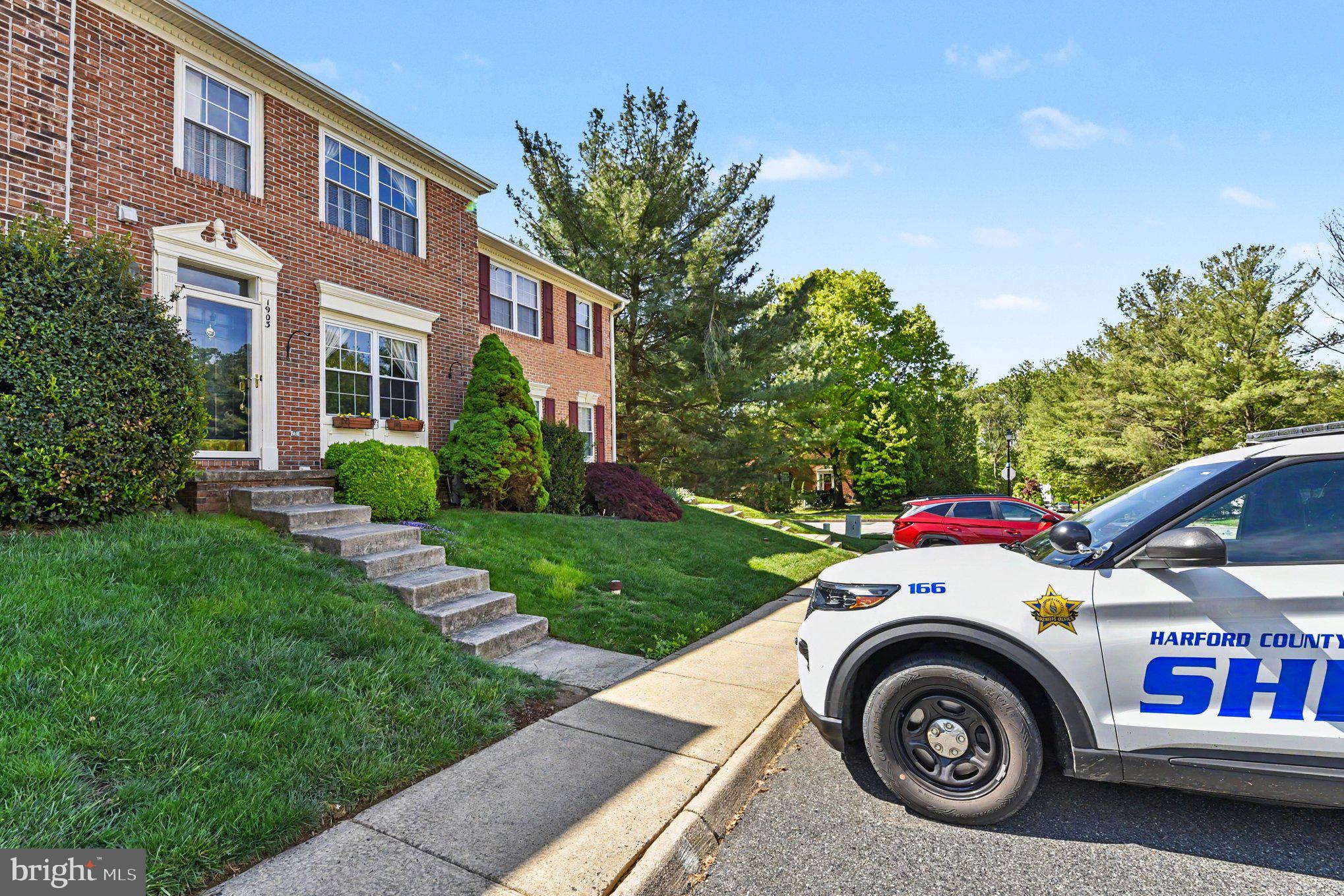 VILLAGE OF THOMAS RUN - Residential
