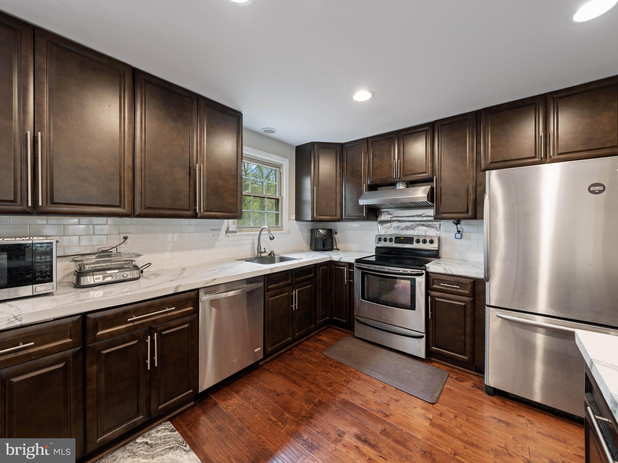 WOODMONT PLACE - Residential Lease