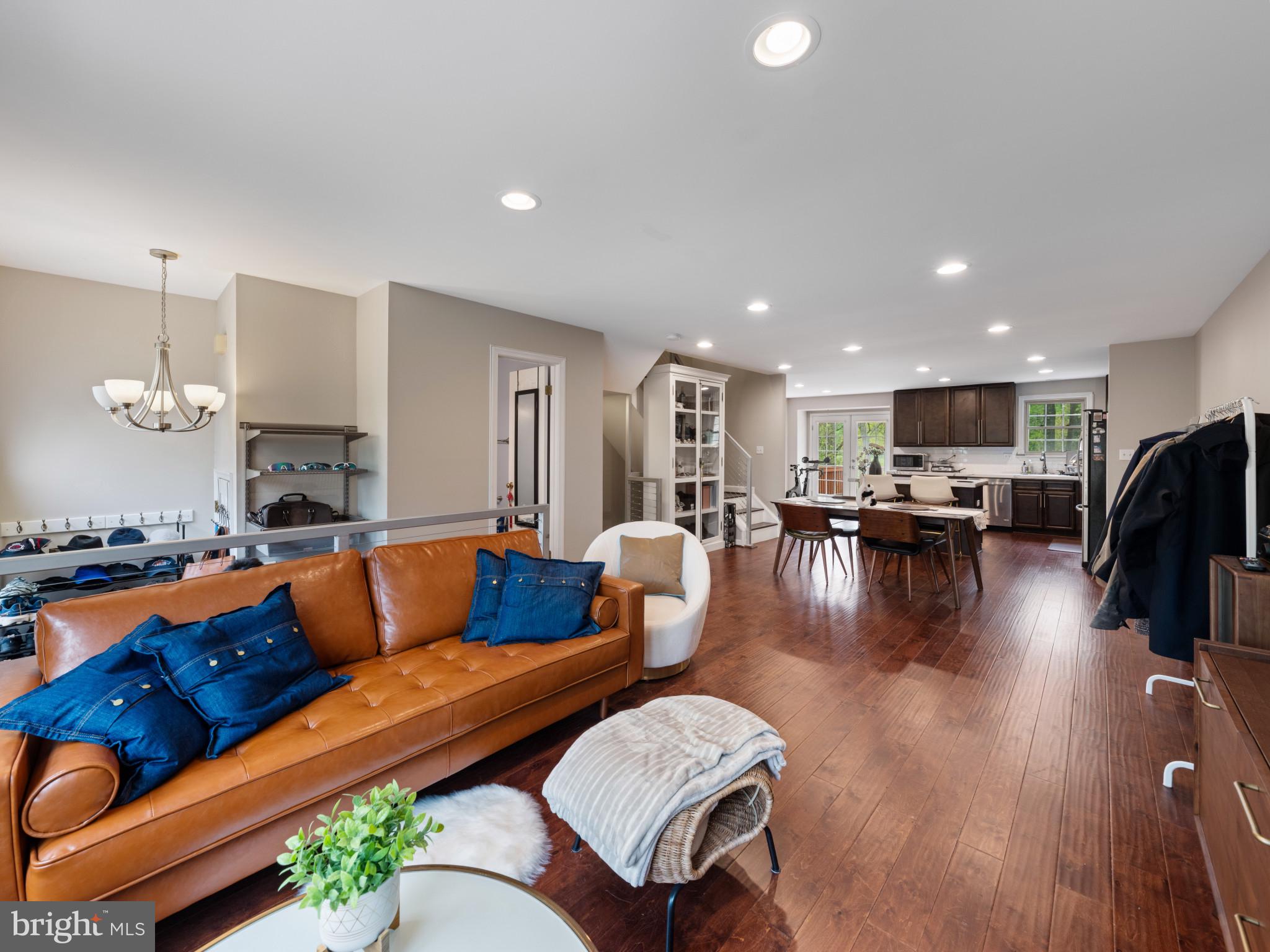 WOODMONT PLACE - Residential Lease