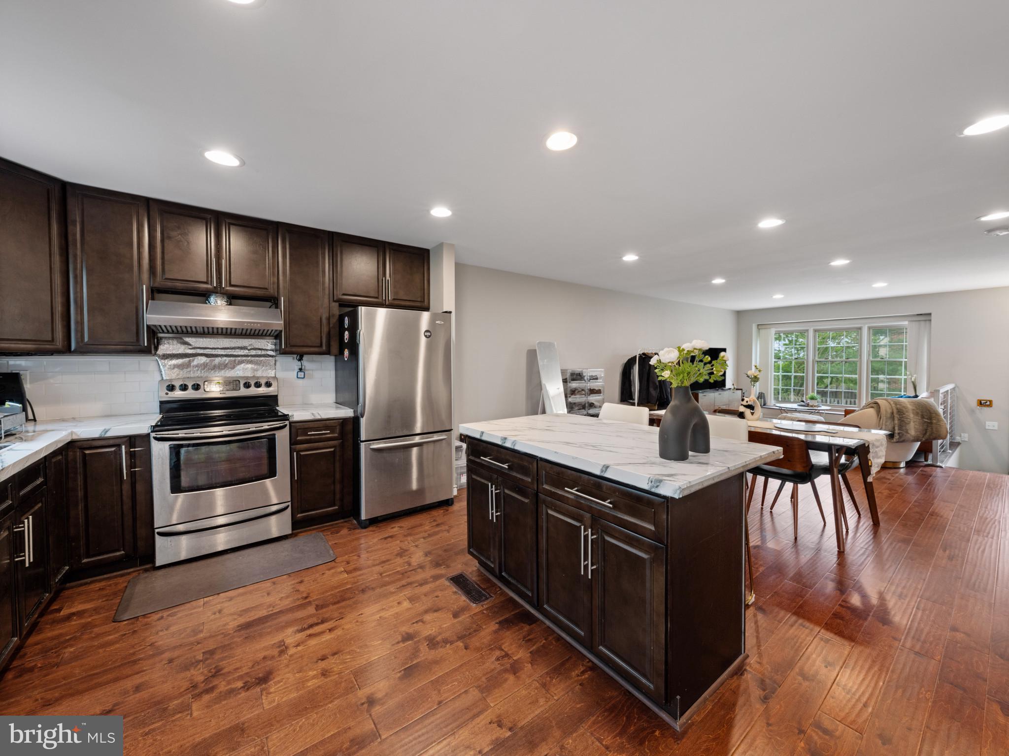 WOODMONT PLACE - Residential Lease