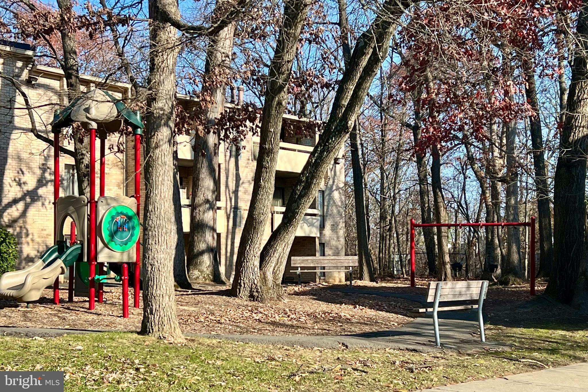 GLENVALE CONDO - Residential