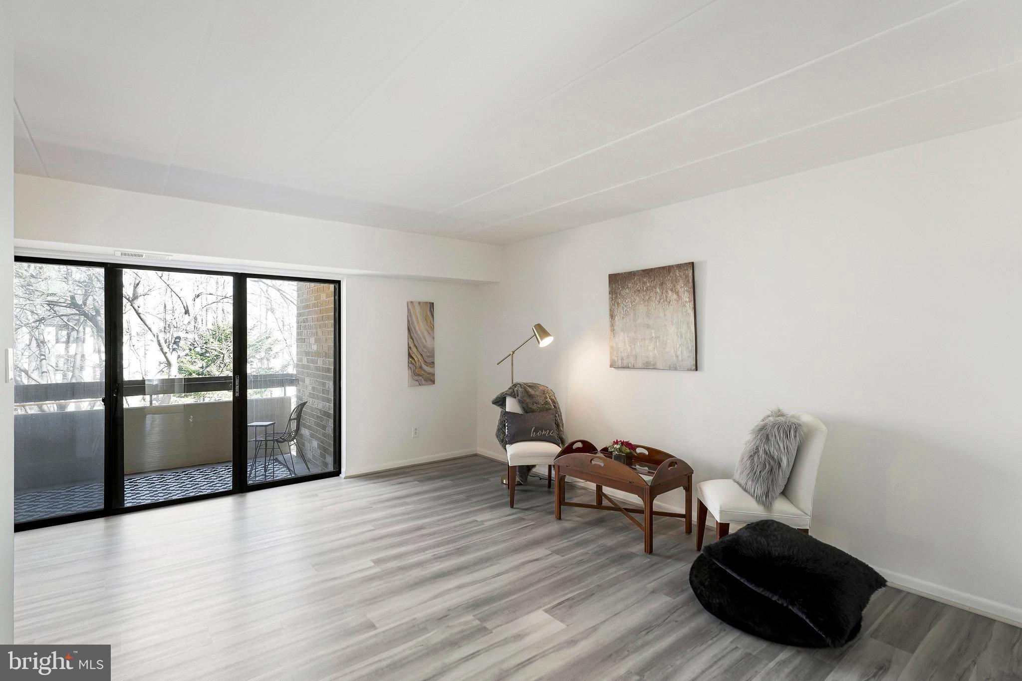 GLENVALE CONDO - Residential