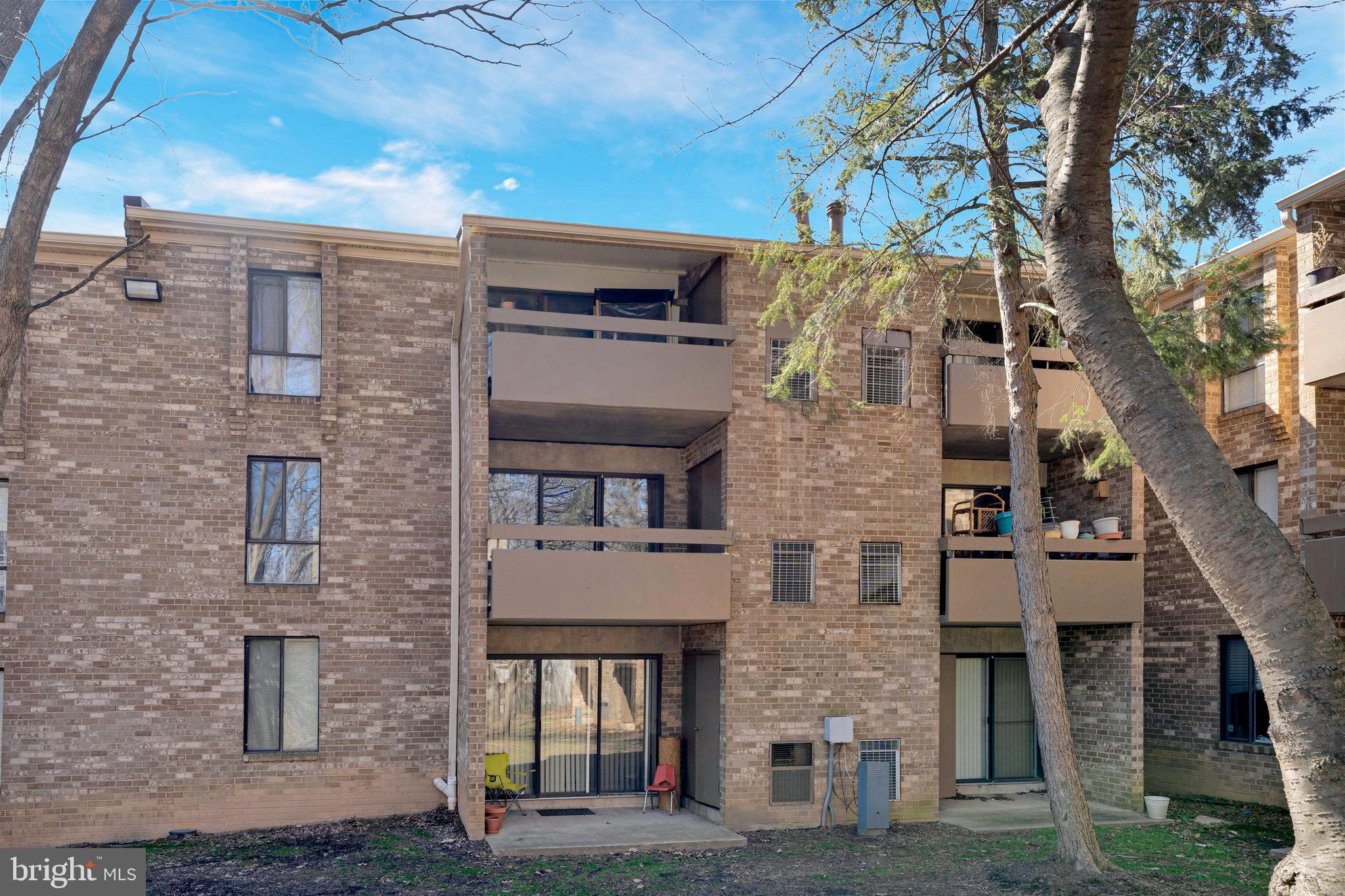 GLENVALE CONDO - Residential