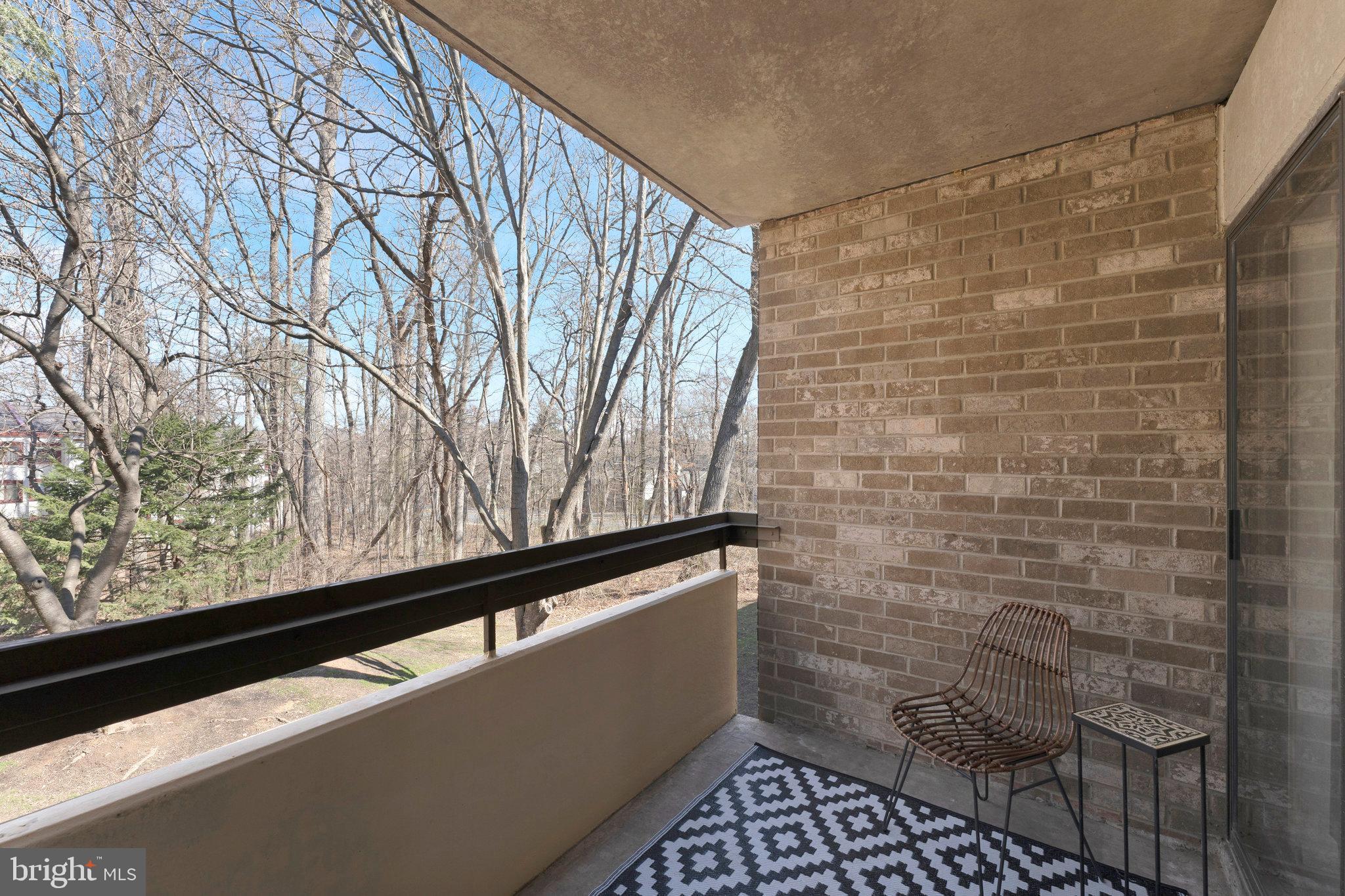 GLENVALE CONDO - Residential