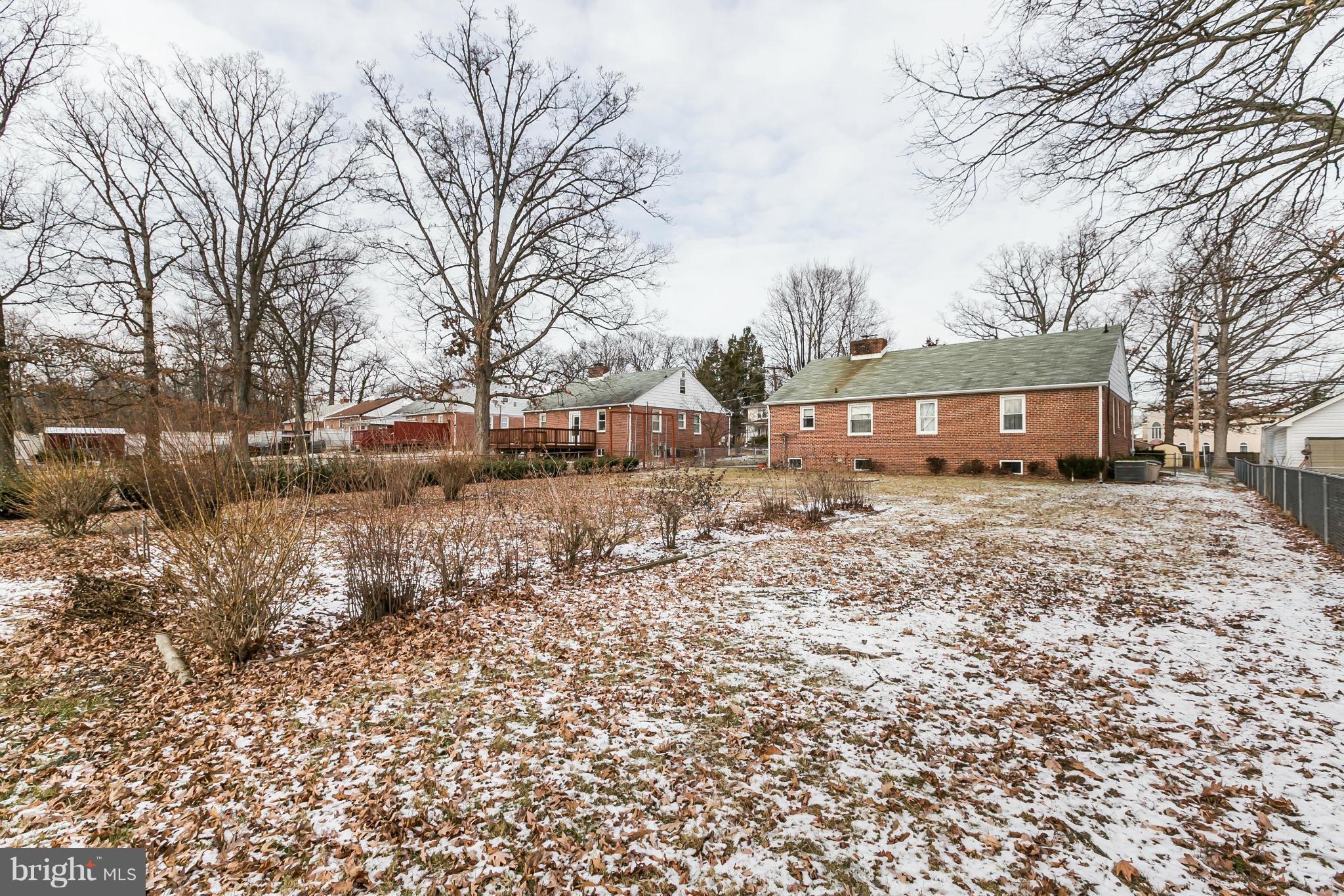 HILLENDALE PARK - Residential