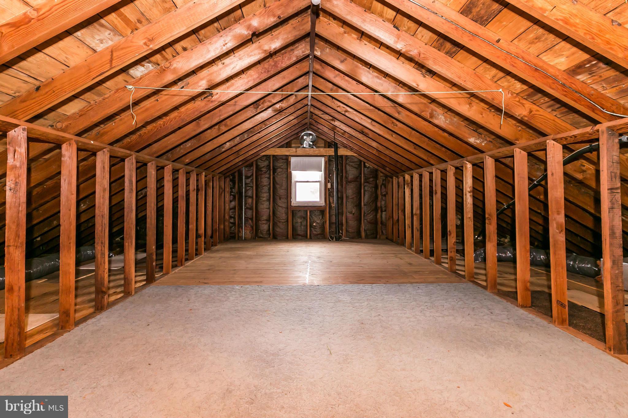 HILLENDALE PARK - Residential