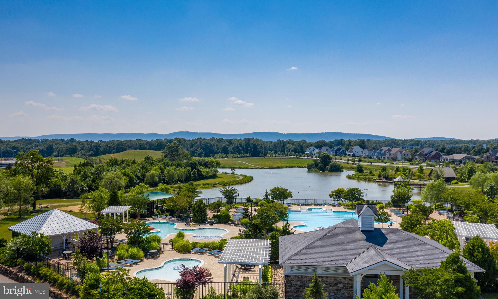 WILLOWSFORD - Residential