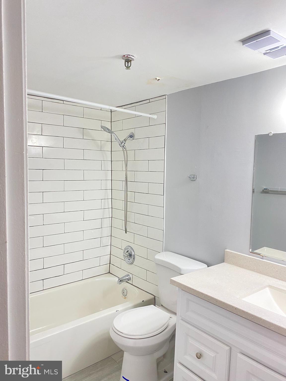 HIGHPOINTE - Residential Lease