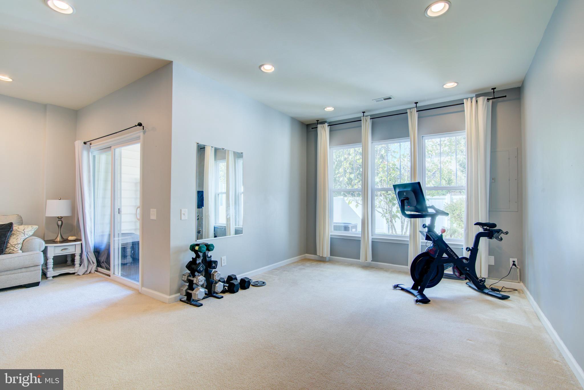 BRAMBLETON - Residential