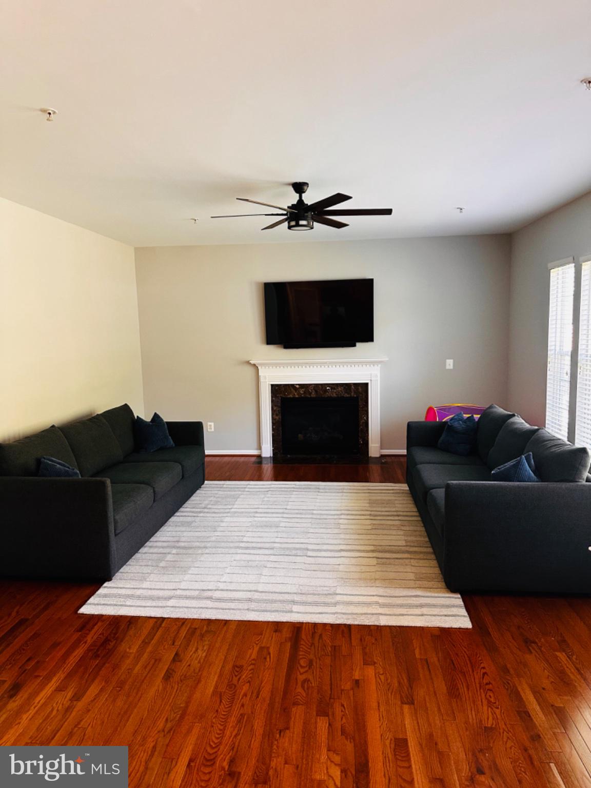 ASHLEIGH - Residential