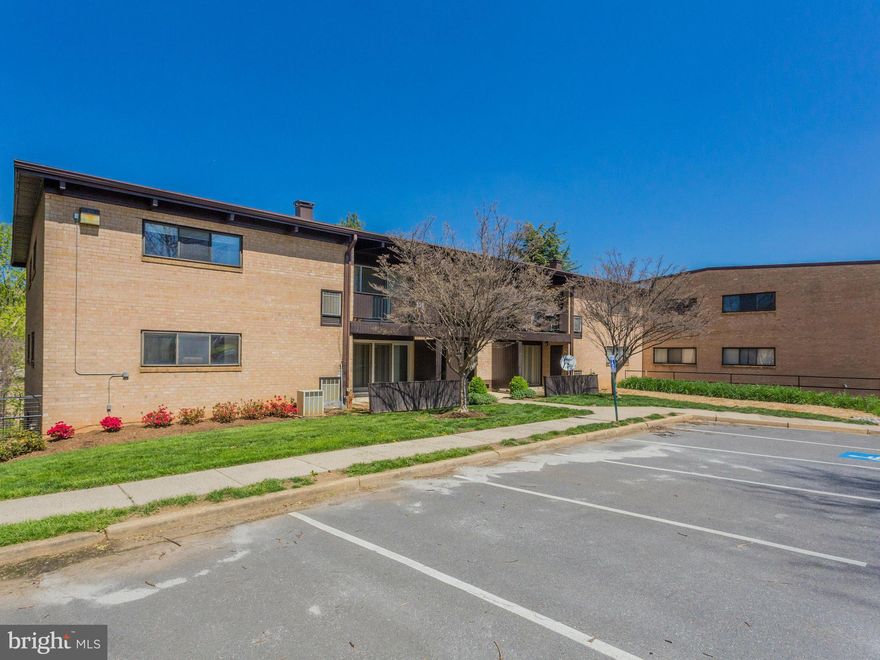 Bright and Cheerful 3BR, 2 Full Bath Condo Home Located in the Heart of McLean Hills! * Freshly Painted & Brand New Wood Flooring Throughout * Updated Kitchen * Washer/ Dryer in Unit * Balcony Overlooks Greenery & Views of Tysons Skyline * Community Pool * Easy Access to Tysons Silver Line Metro, WFC Metro, Tysons Shopping and Cool Eateries, Downtown McLean, I 495 & I66