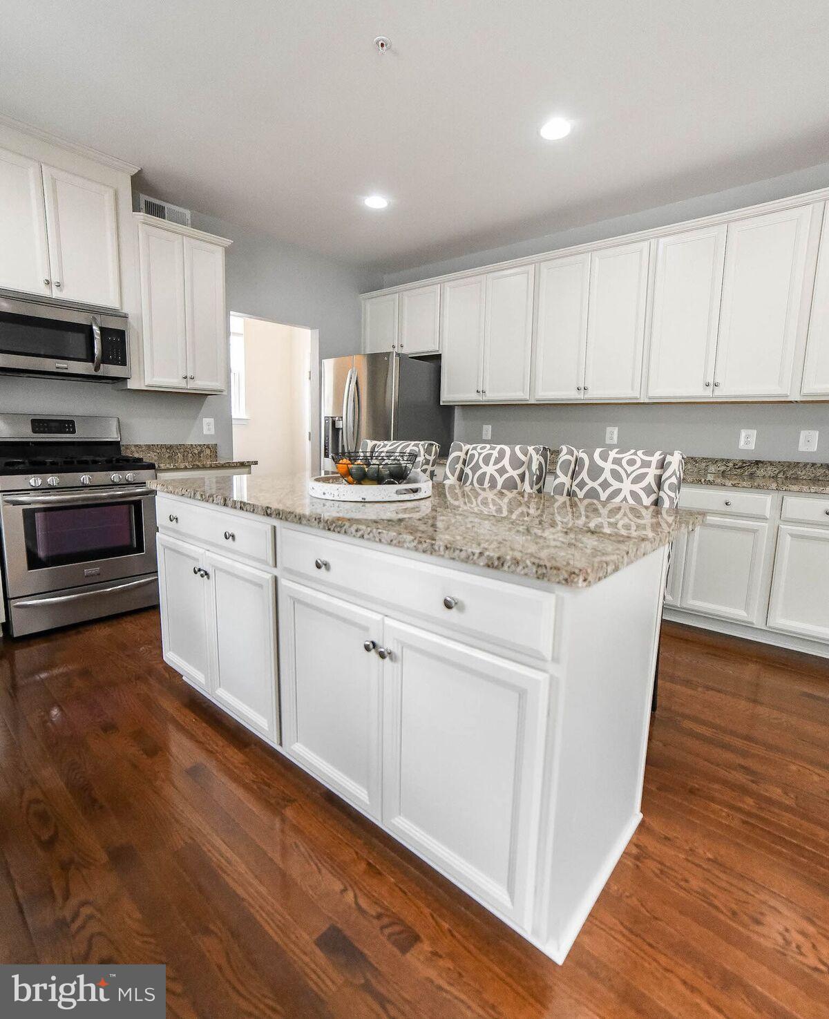 WOODLAND PARK - Residential