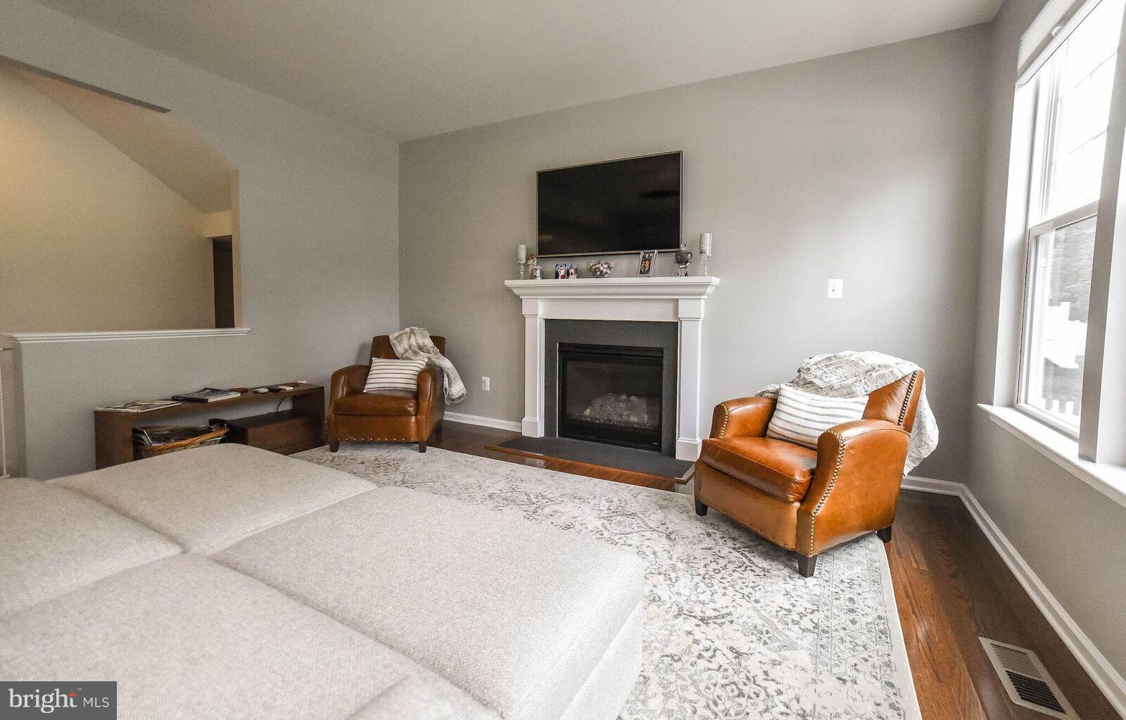 WOODLAND PARK - Residential