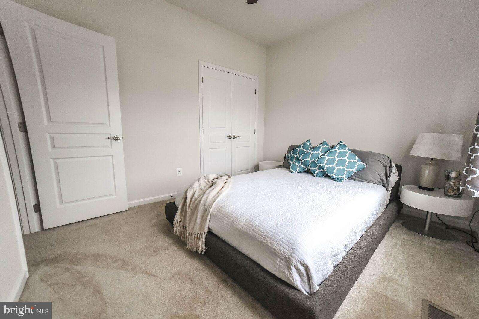 WOODLAND PARK - Residential