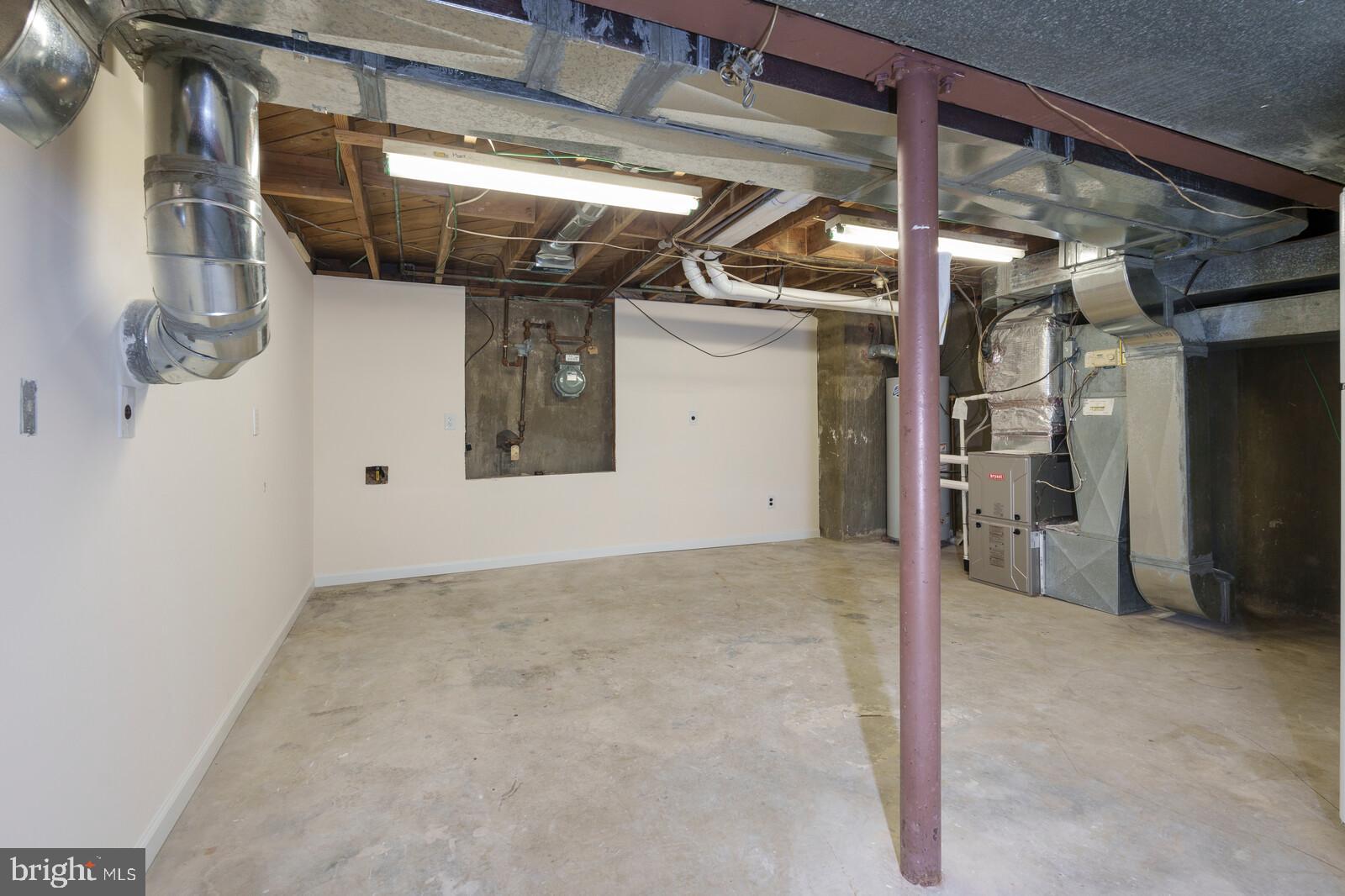 TWINBROOK FOREST - Residential