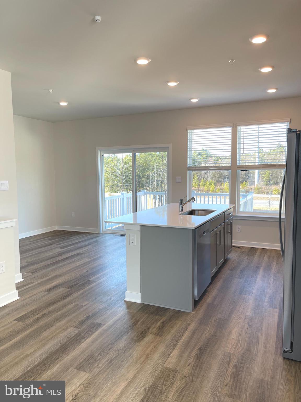 PINEGROVE - Residential Lease