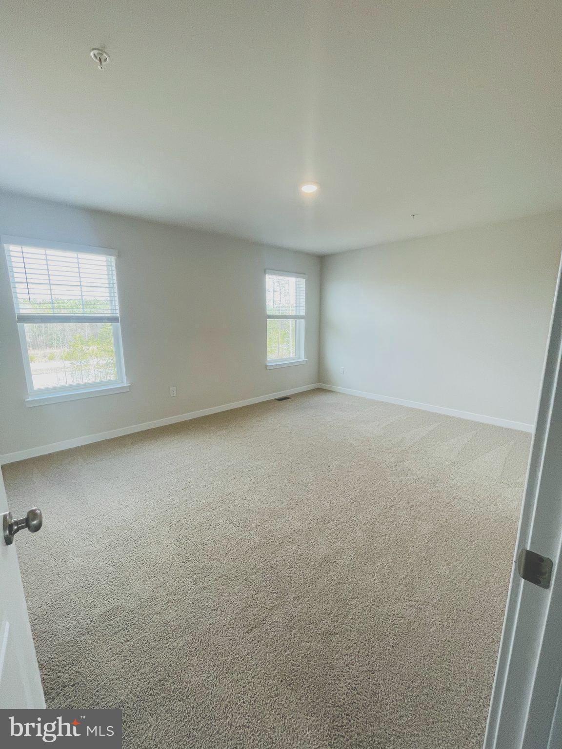 PINEGROVE - Residential Lease