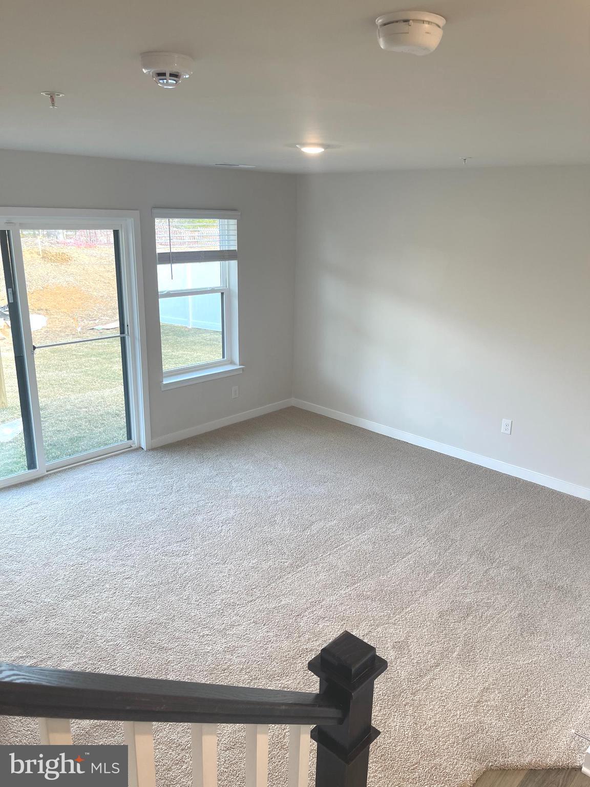 PINEGROVE - Residential Lease