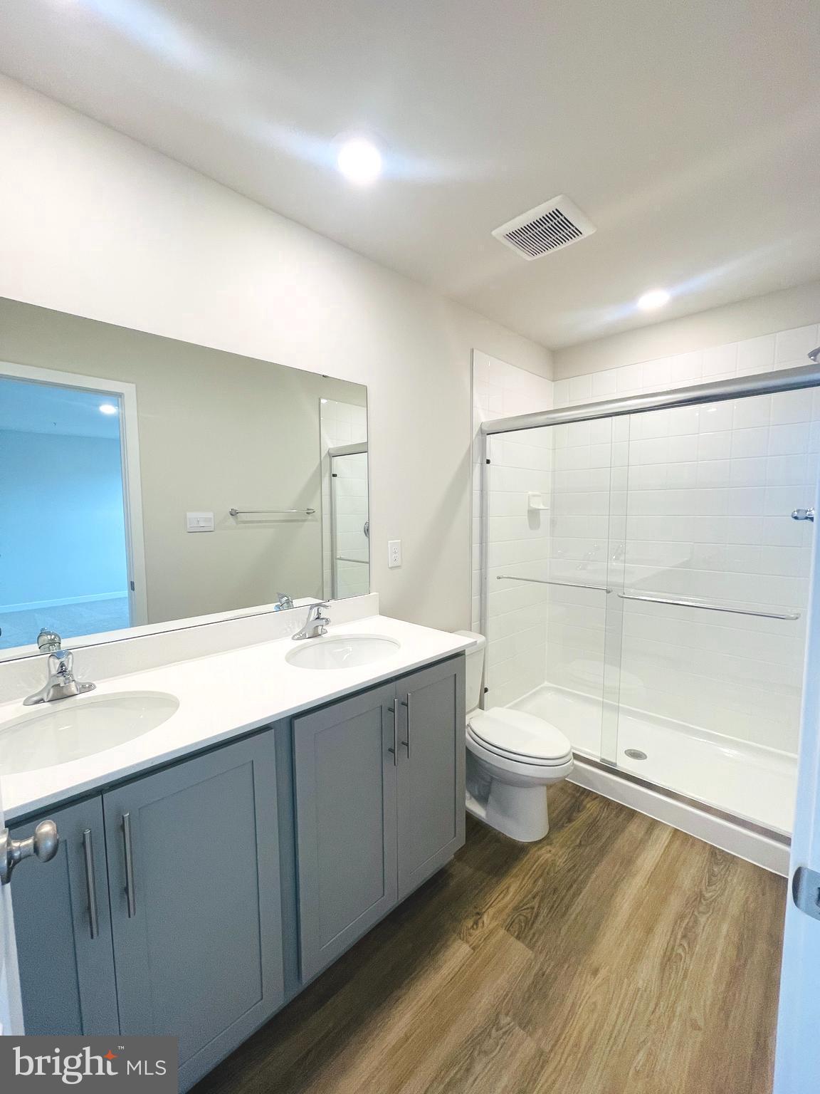 PINEGROVE - Residential Lease