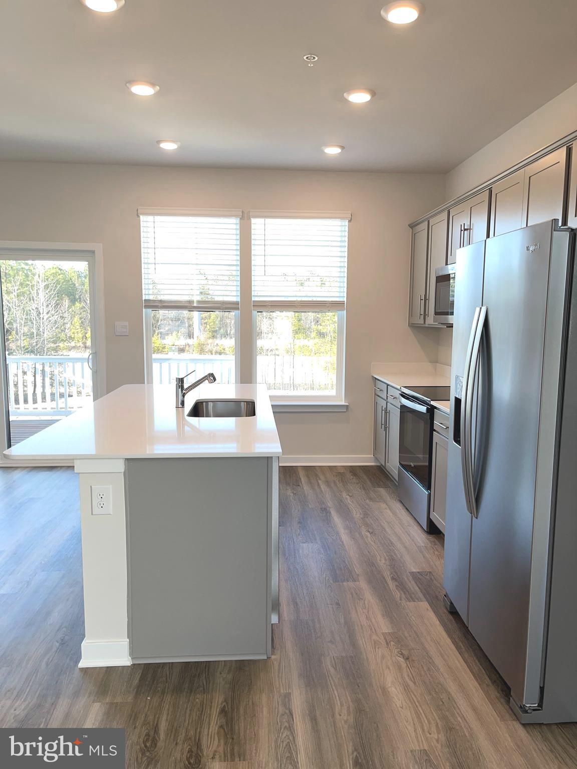 PINEGROVE - Residential Lease