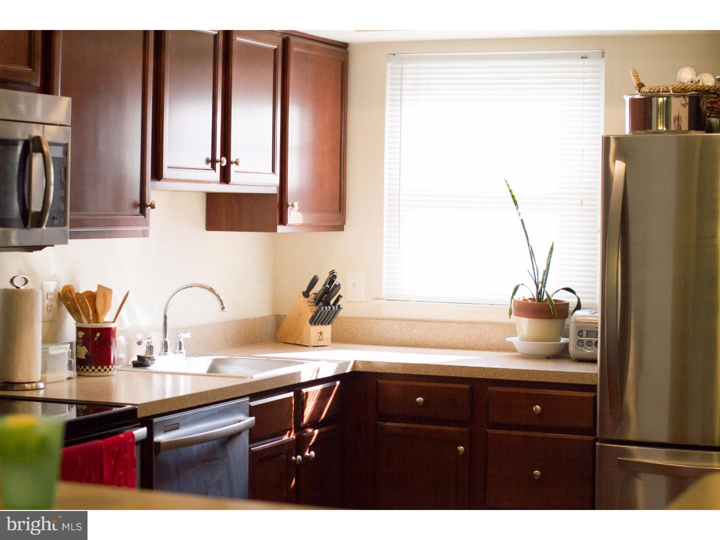 OXFORD OF BLUE BELL - Residential