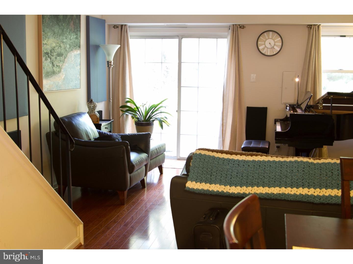 OXFORD OF BLUE BELL - Residential