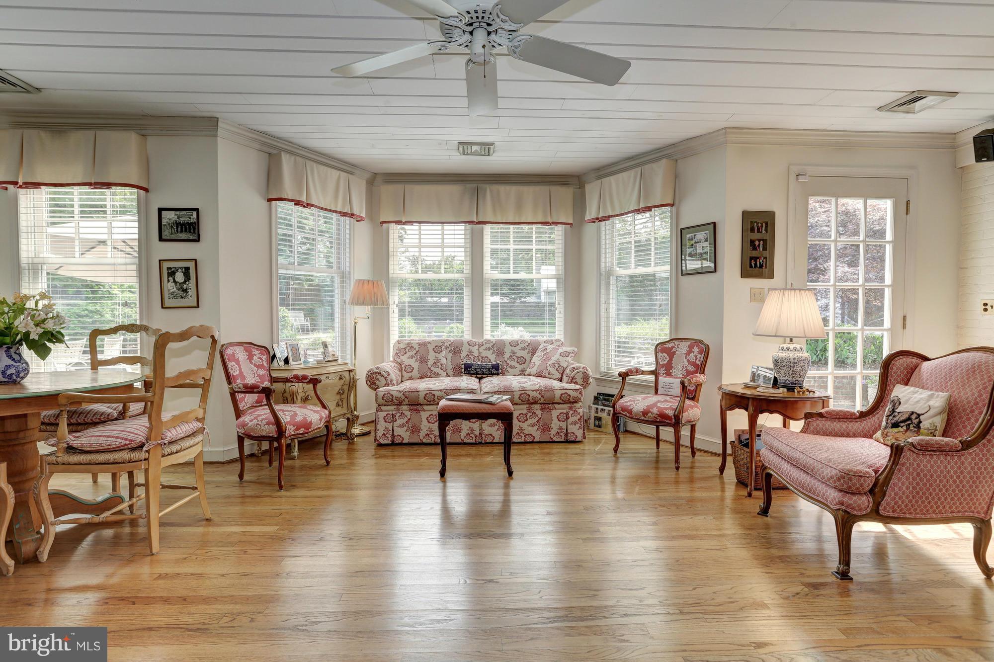 CHEVY CHASE - Residential