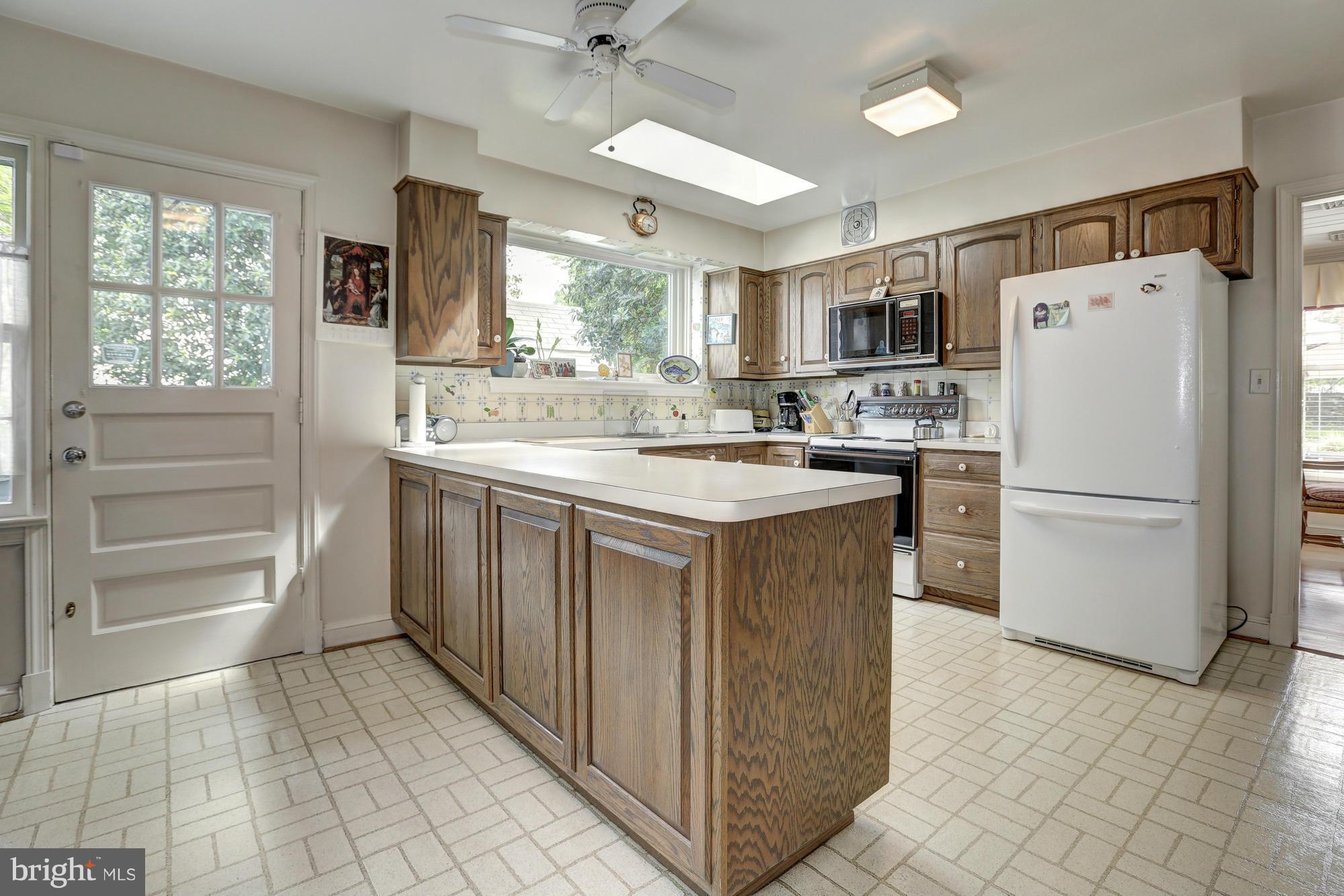 CHEVY CHASE - Residential