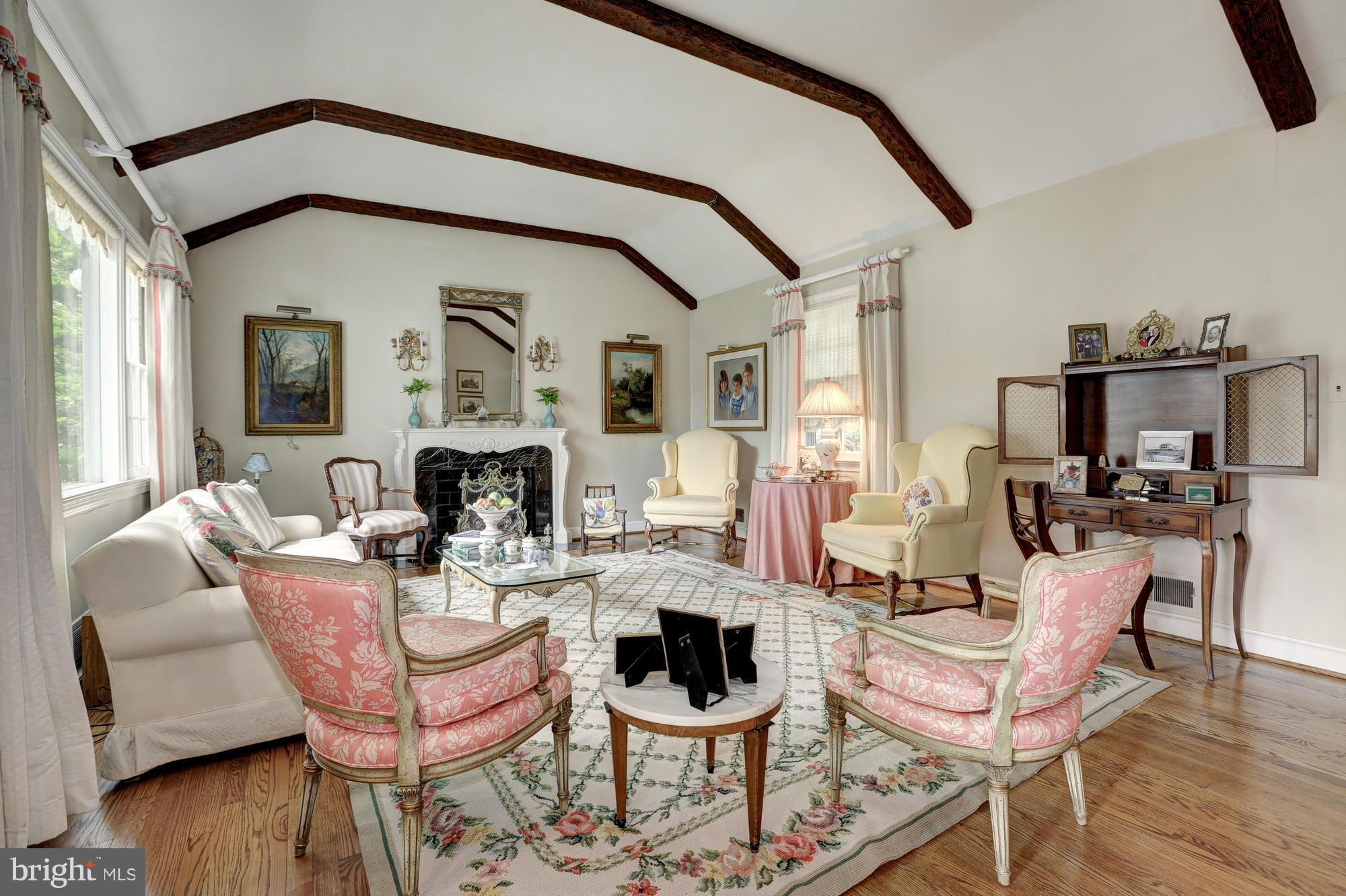 CHEVY CHASE - Residential