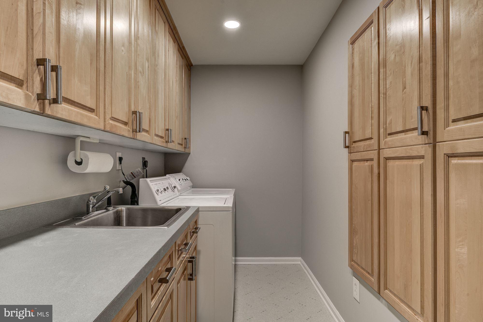 EAST GATE OF POTOMAC - Residential