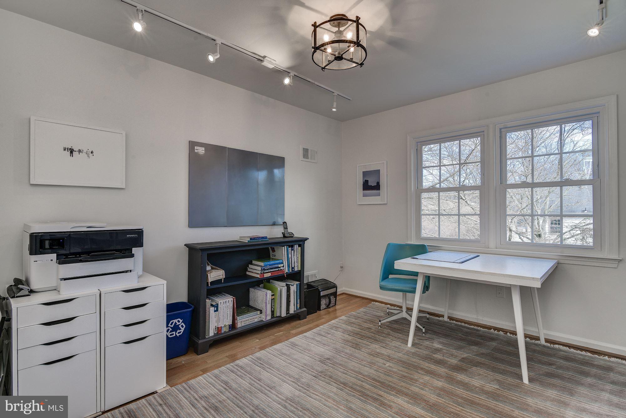 EAST GATE OF POTOMAC - Residential