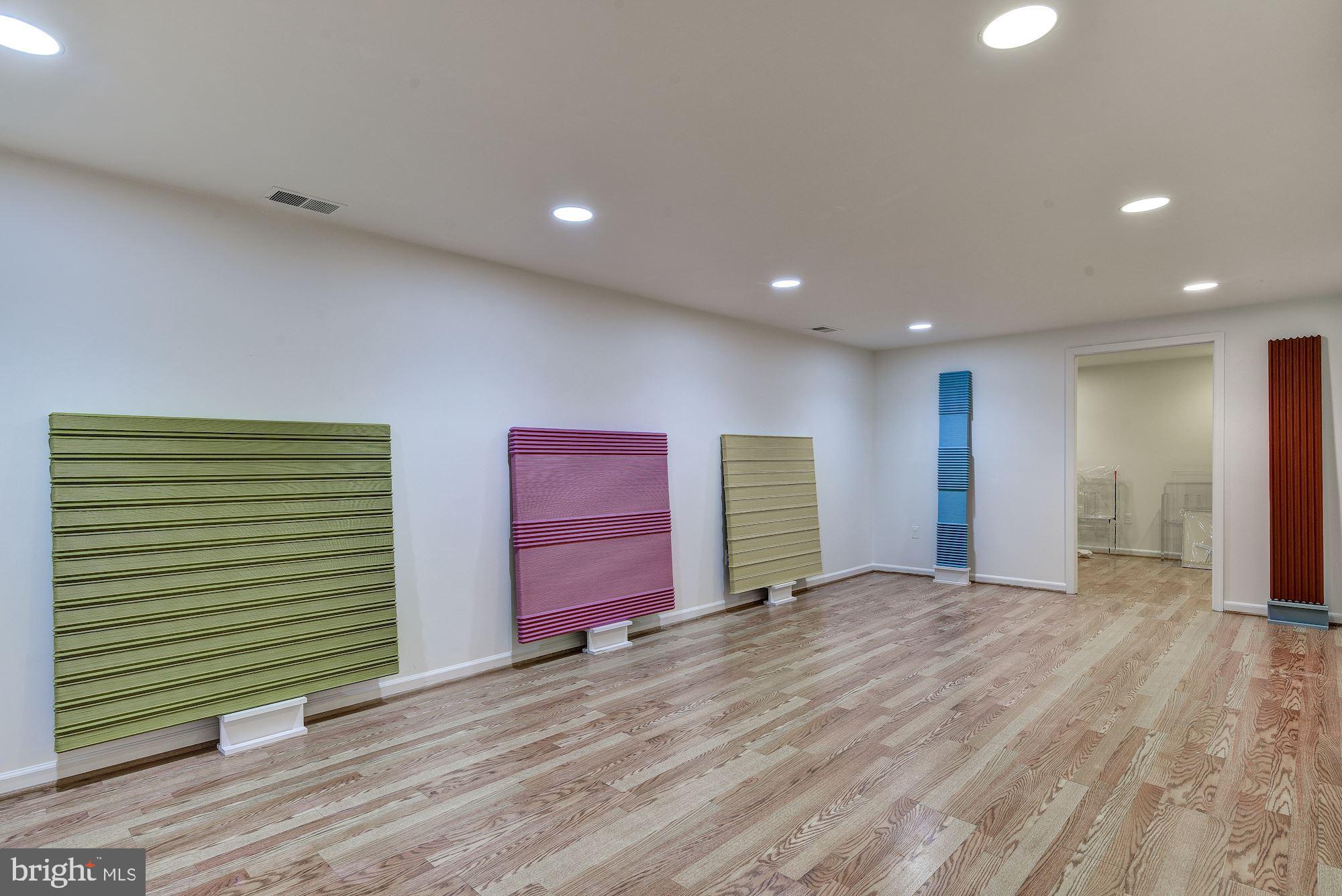 EAST GATE OF POTOMAC - Residential