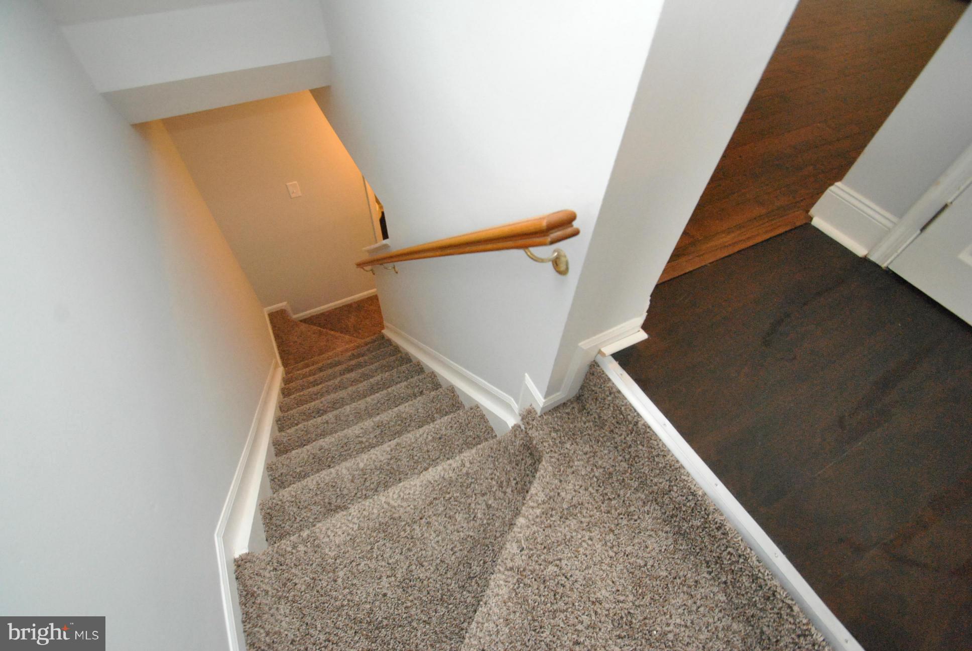 CONSTANT FRIENDSHIP - Residential