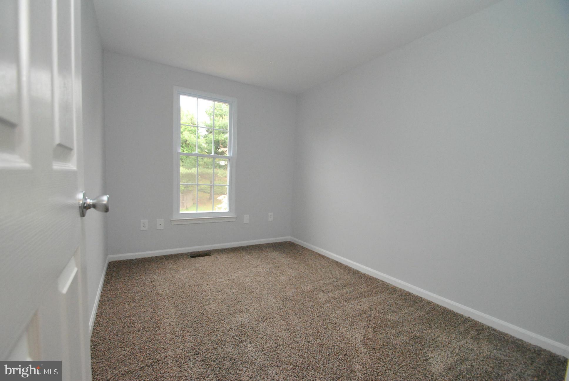 CONSTANT FRIENDSHIP - Residential