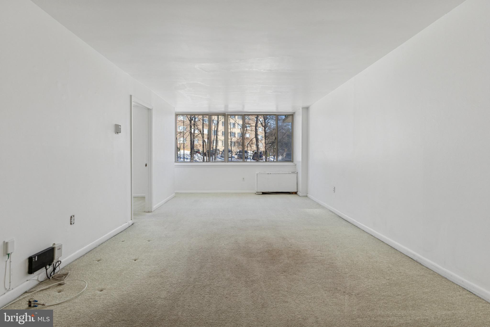 COLUMBIA CONDO - Residential