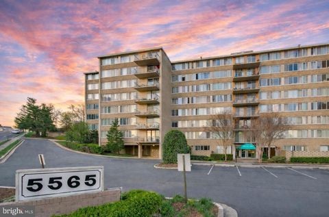 Condo For Sale - 5565 Columbia Pike #412<br/> ARLINGTON, VA 22204