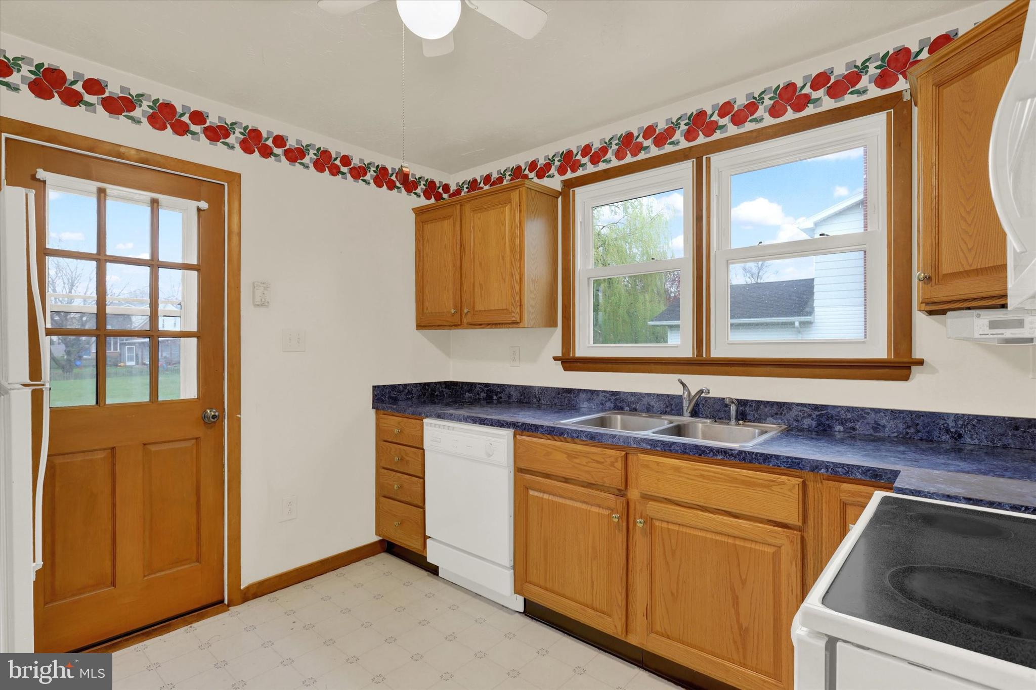 SHIPPENSBURG WEST END - Residential