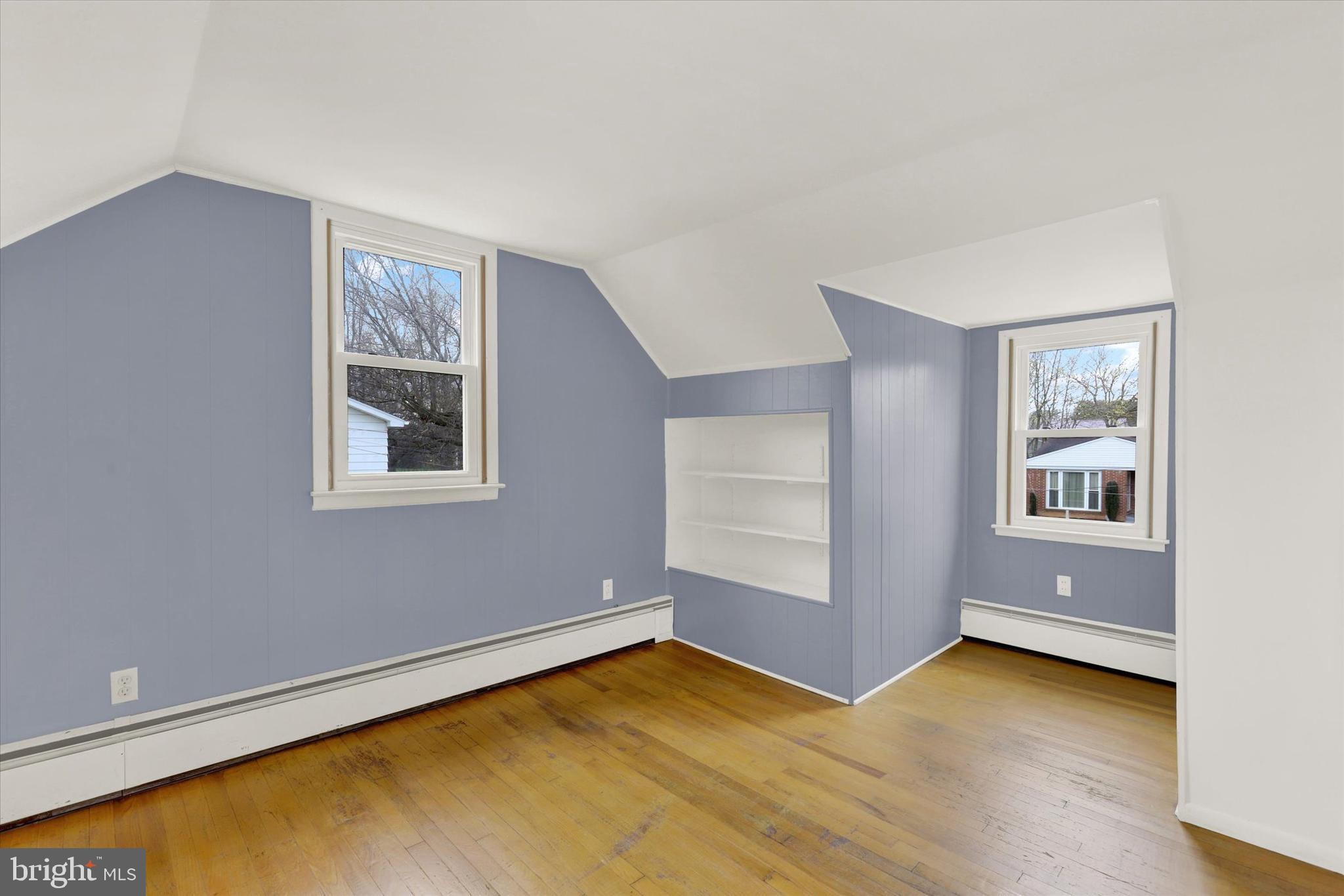 SHIPPENSBURG WEST END - Residential