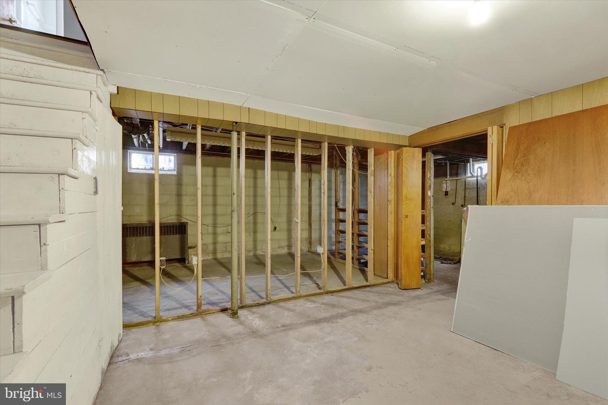 SHIPPENSBURG WEST END - Residential