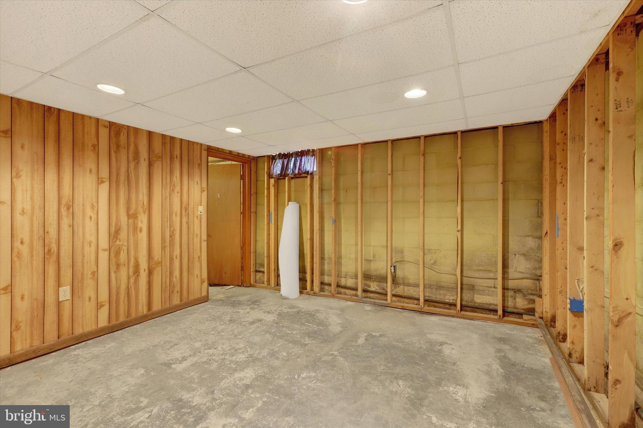 SHIPPENSBURG WEST END - Residential