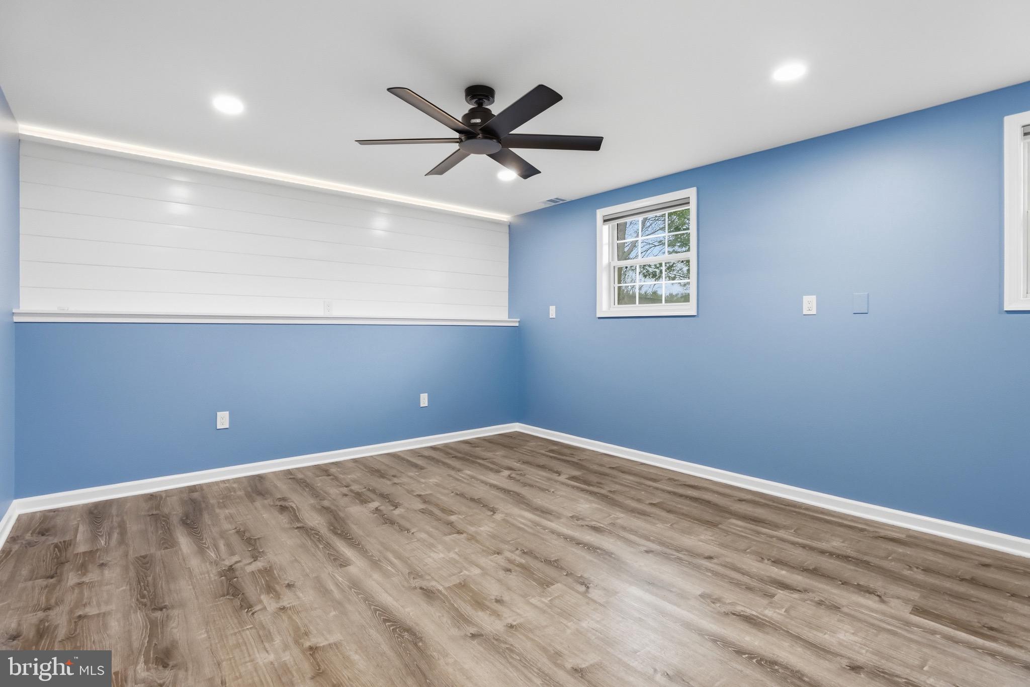 FAIRWAYS AT WAKEFIELD - Residential