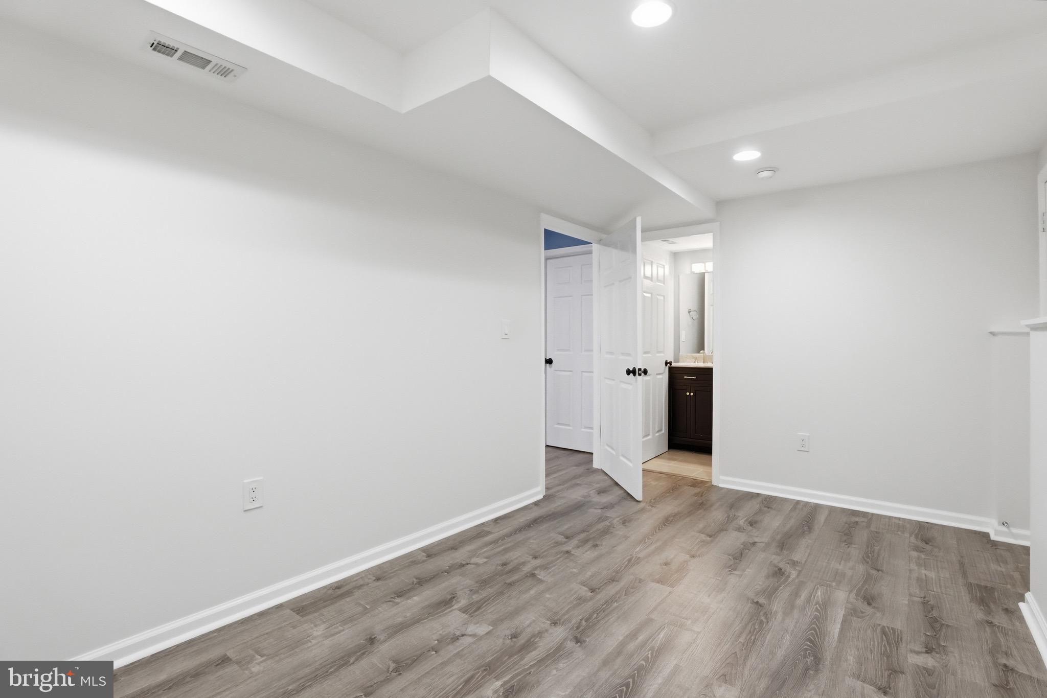 FAIRWAYS AT WAKEFIELD - Residential