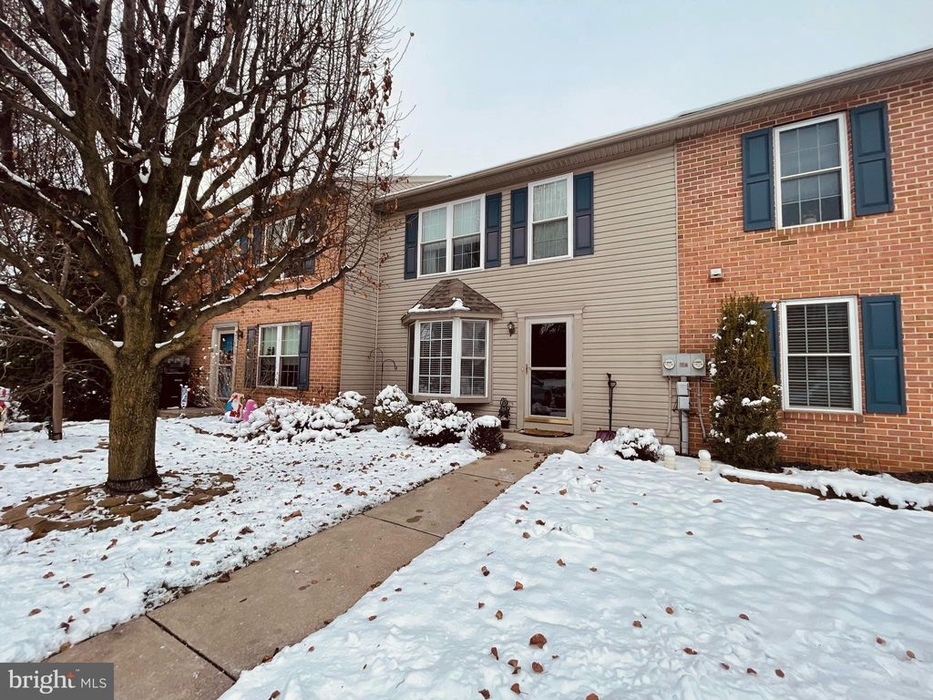 Photo of 67 Battens Circle, LEOLA, PA 17540 (MLS # PALA2081188)